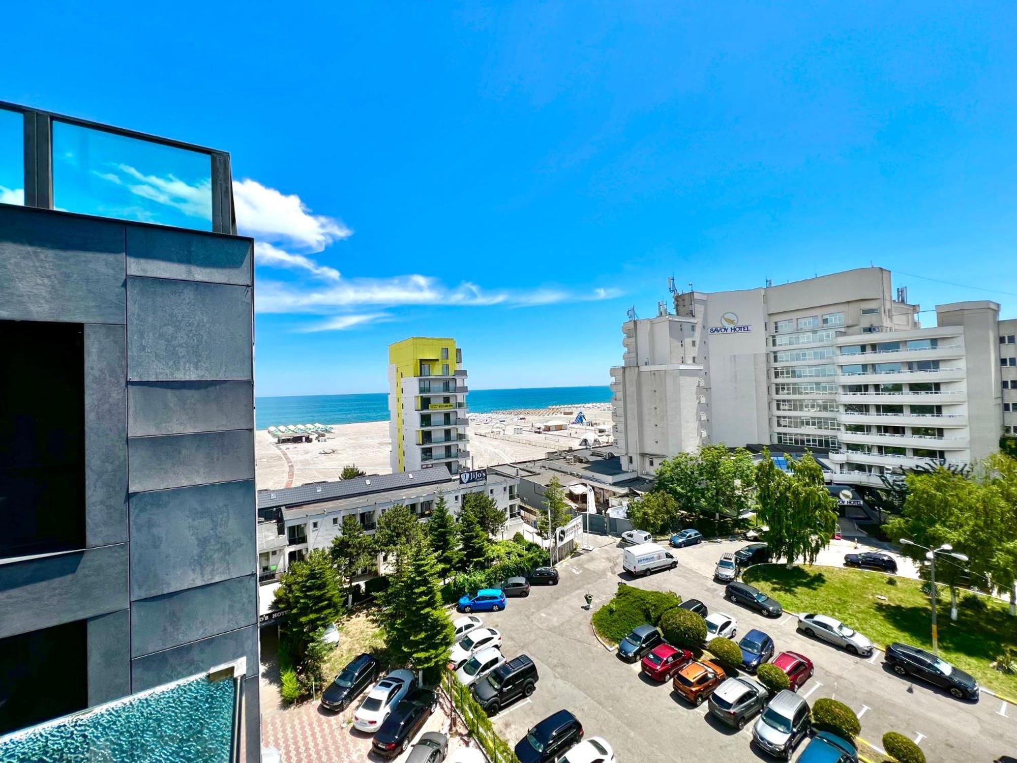 Blue Bike Seaview Apartment Mamaia Esterno foto