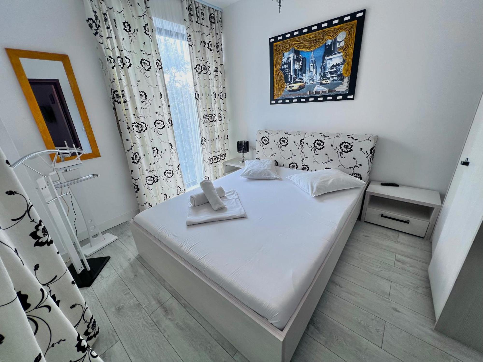 Blue Bike Seaview Apartment Mamaia Esterno foto